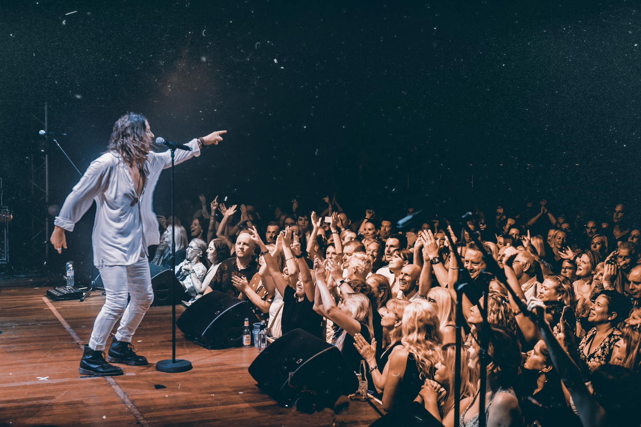 Don't Change carousel image 1